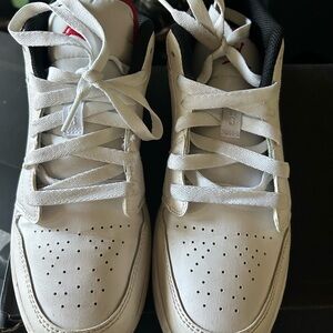 Good condition my son out grew them size 6y equivalent to 7.5 women